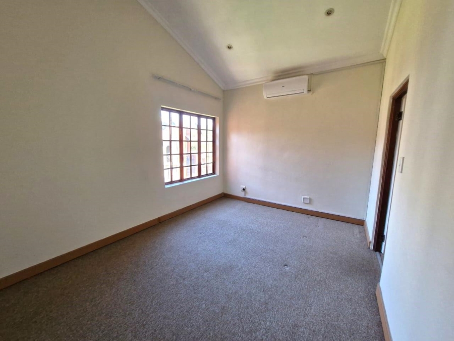 To Let 3 Bedroom Property for Rent in Meerhof North West